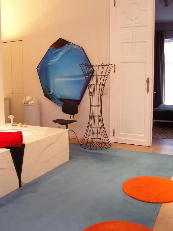 B&B Max 69 Schaerbeek Hotel